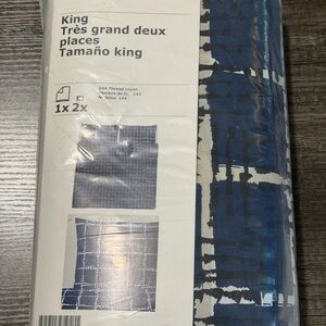 King Size Blue and White Bedding Set